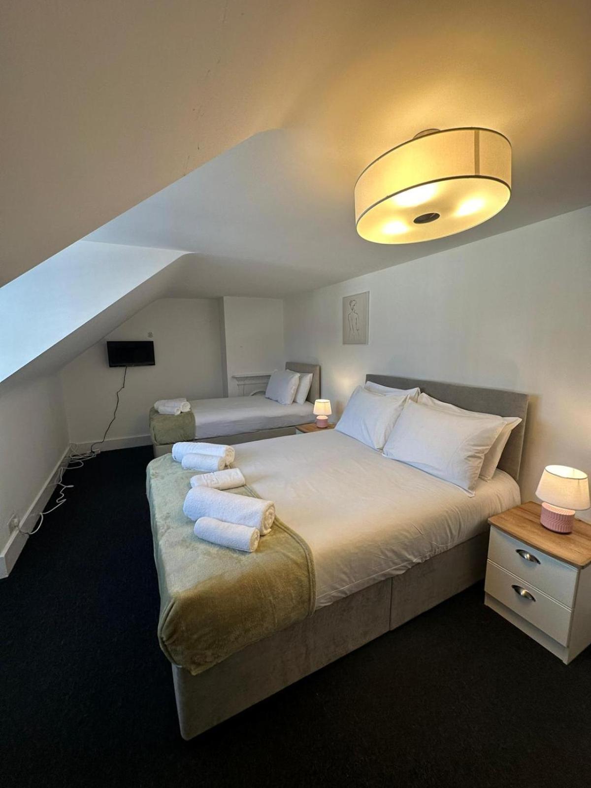 Cambridge Central Rooms - Tas Accommodations מראה חיצוני תמונה