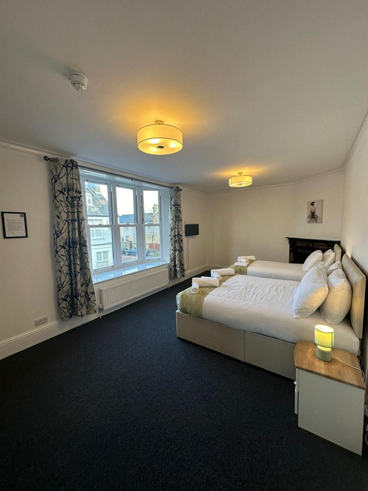 Cambridge Central Rooms - Tas Accommodations מראה חיצוני תמונה
