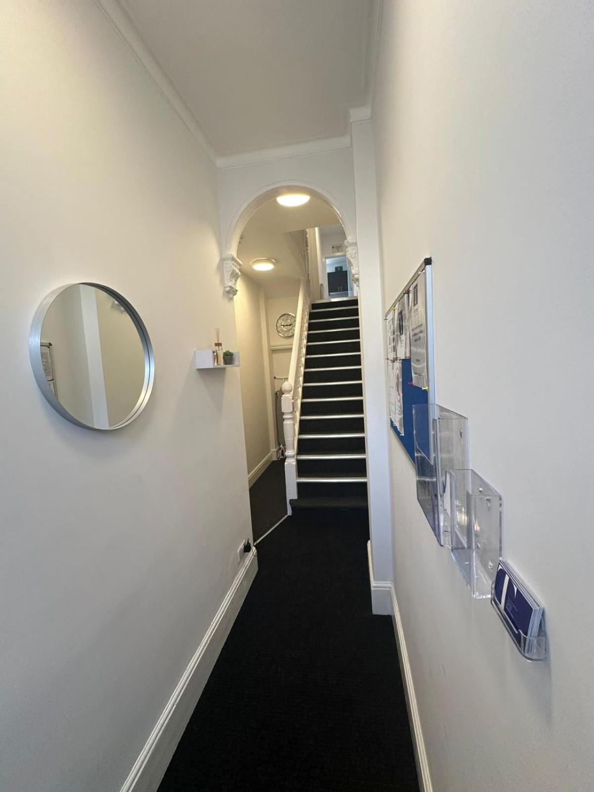 Cambridge Central Rooms - Tas Accommodations מראה חיצוני תמונה