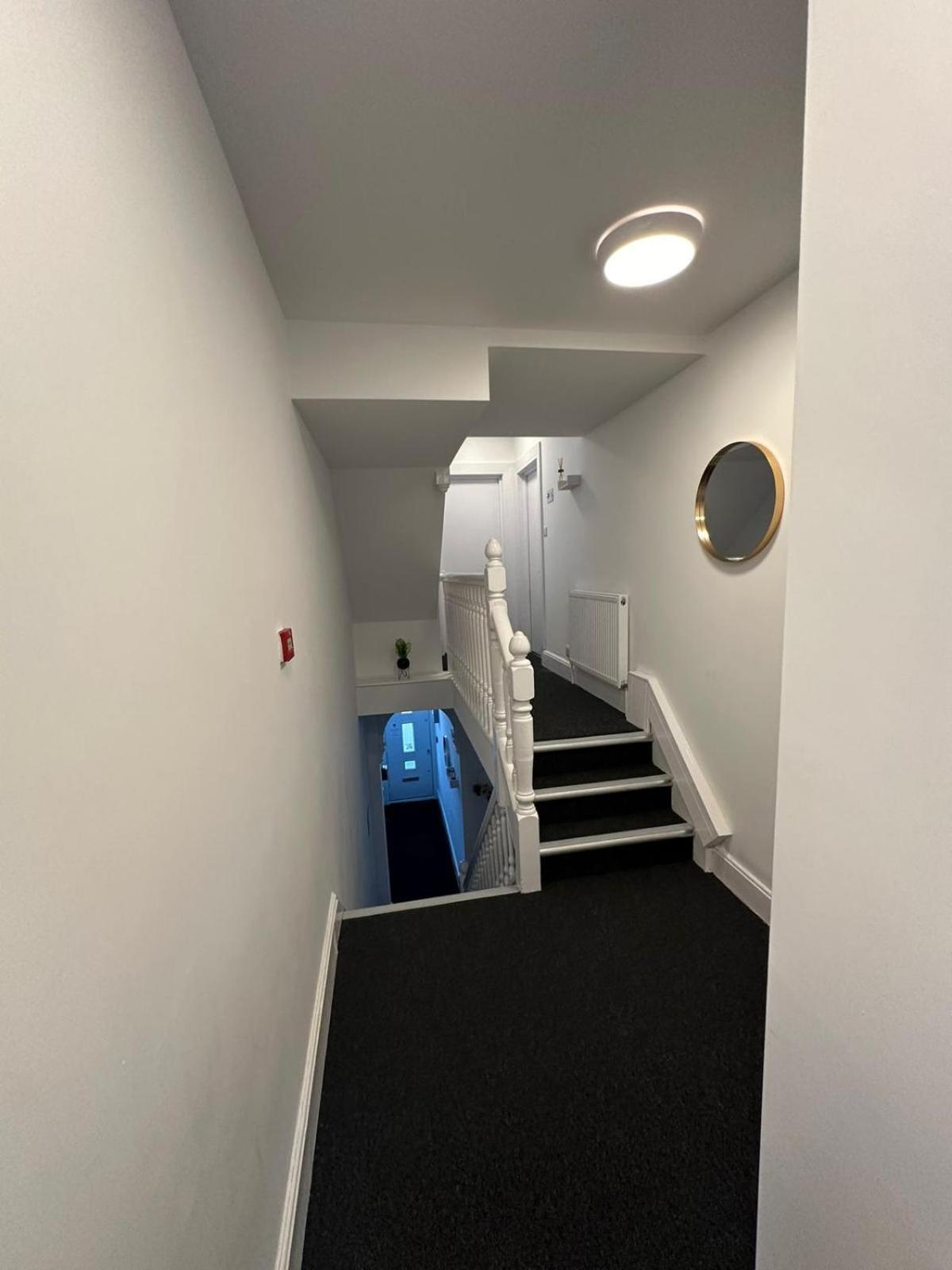 Cambridge Central Rooms - Tas Accommodations מראה חיצוני תמונה