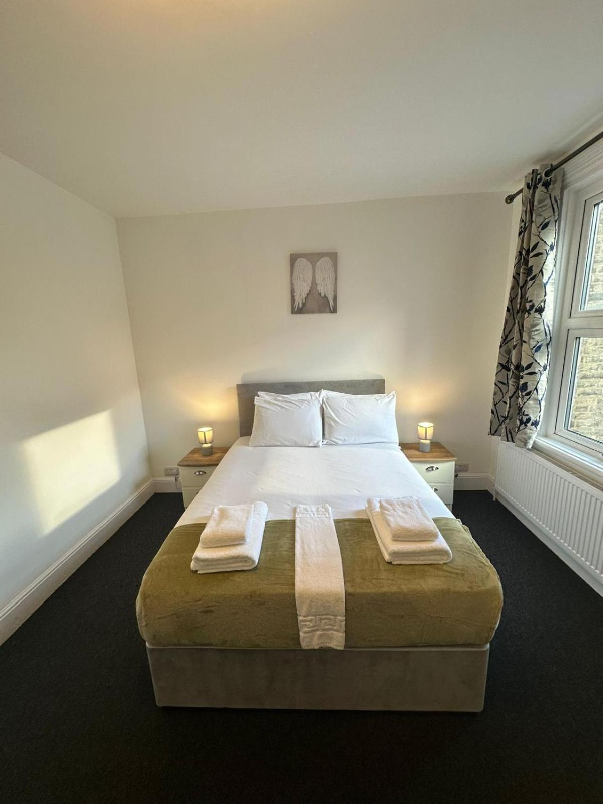 Cambridge Central Rooms - Tas Accommodations מראה חיצוני תמונה