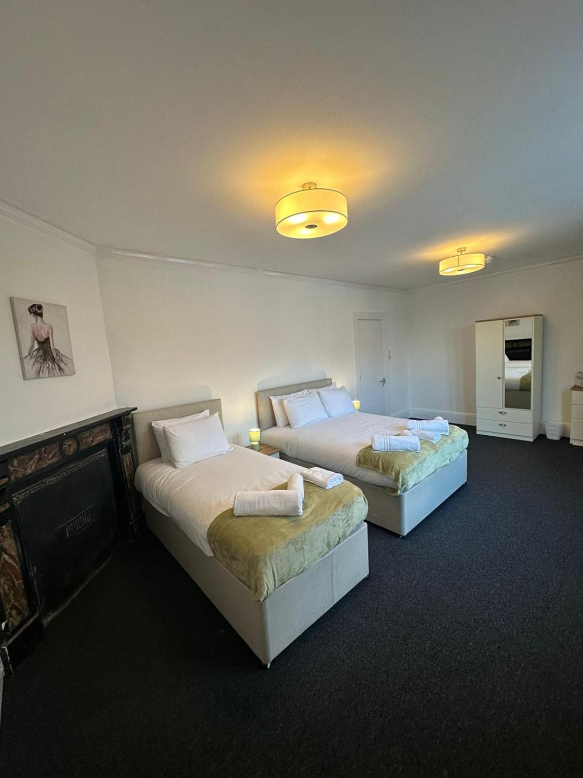 Cambridge Central Rooms - Tas Accommodations מראה חיצוני תמונה