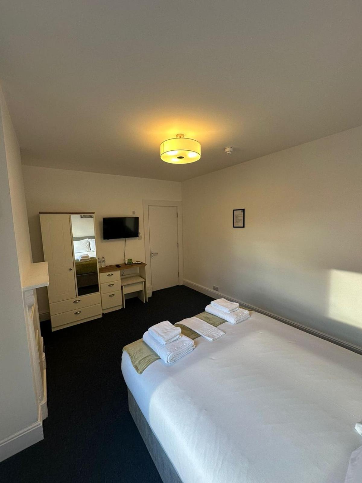 Cambridge Central Rooms - Tas Accommodations מראה חיצוני תמונה